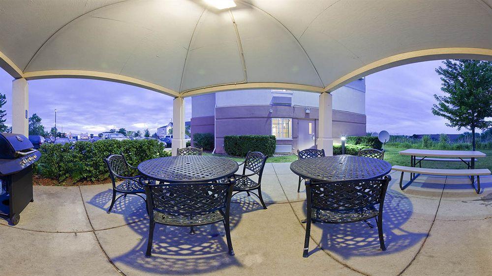 Sonesta Simply Suites Chicago Waukegan Kültér fotó